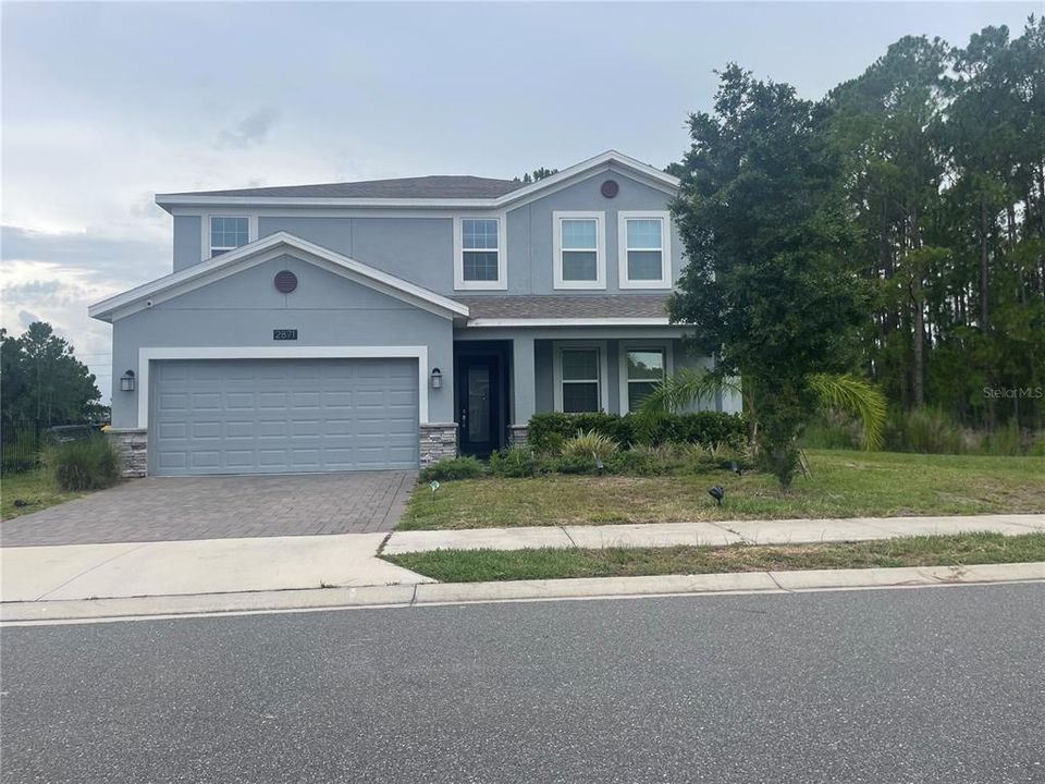 For Sale: $649,900 (5 beds, 3 baths, 3301 Square Feet)