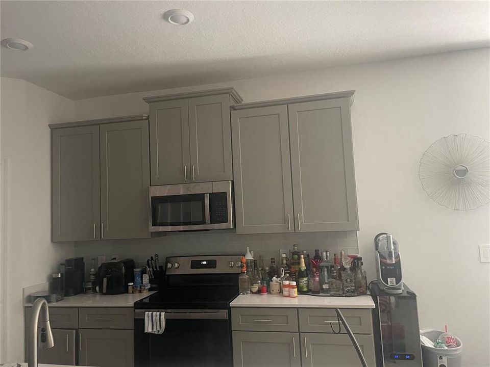 For Sale: $649,900 (5 beds, 3 baths, 3301 Square Feet)