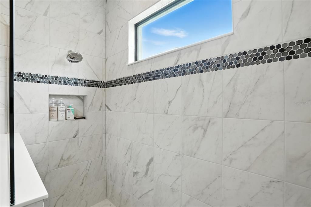 For Sale: $779,500 (3 beds, 2 baths, 2441 Square Feet)