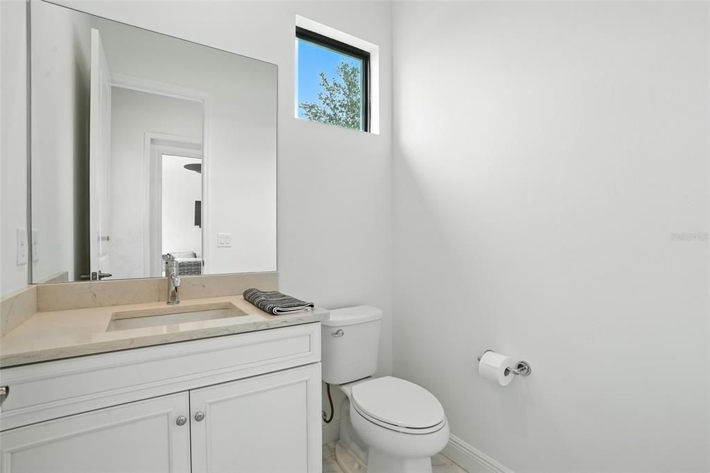 For Sale: $779,500 (3 beds, 2 baths, 2441 Square Feet)