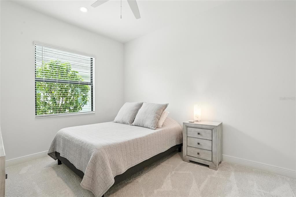 For Sale: $779,500 (3 beds, 2 baths, 2441 Square Feet)