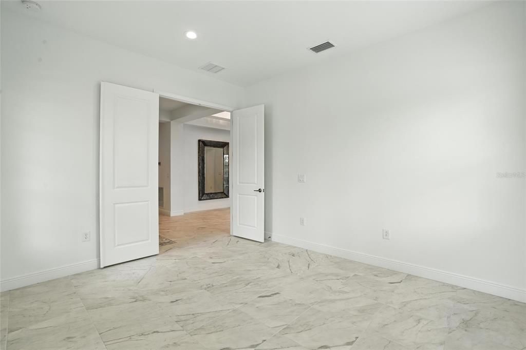 For Sale: $779,500 (3 beds, 2 baths, 2441 Square Feet)