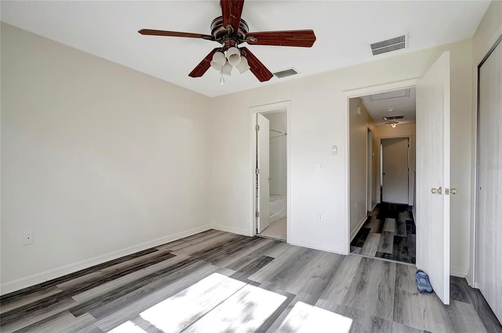 For Rent: $1,899 (2 beds, 2 baths, 1080 Square Feet)