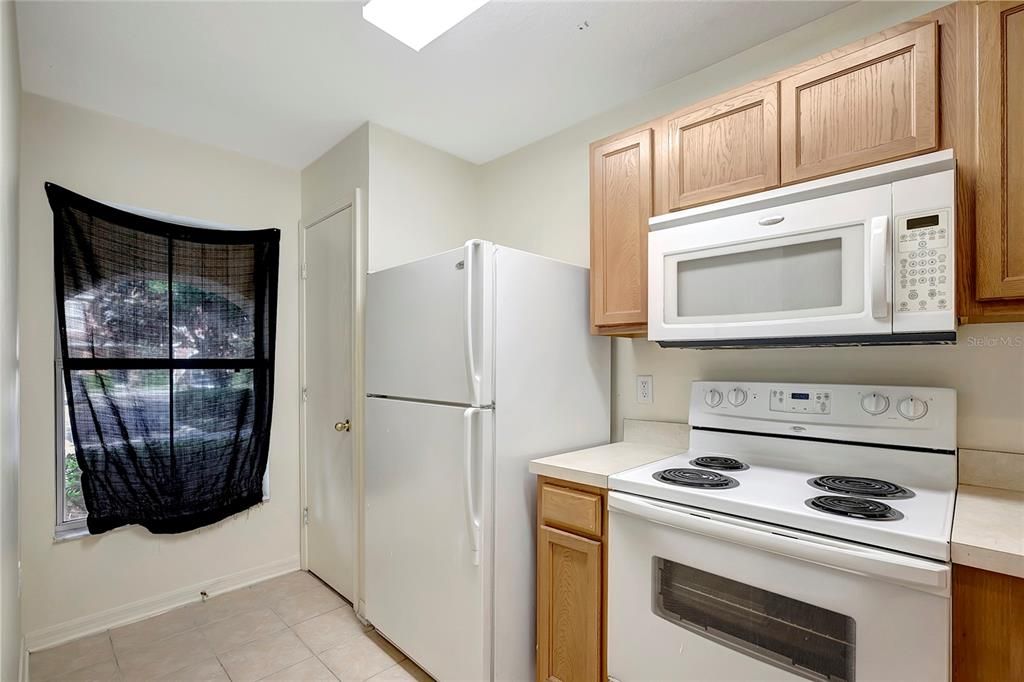 For Rent: $1,899 (2 beds, 2 baths, 1080 Square Feet)