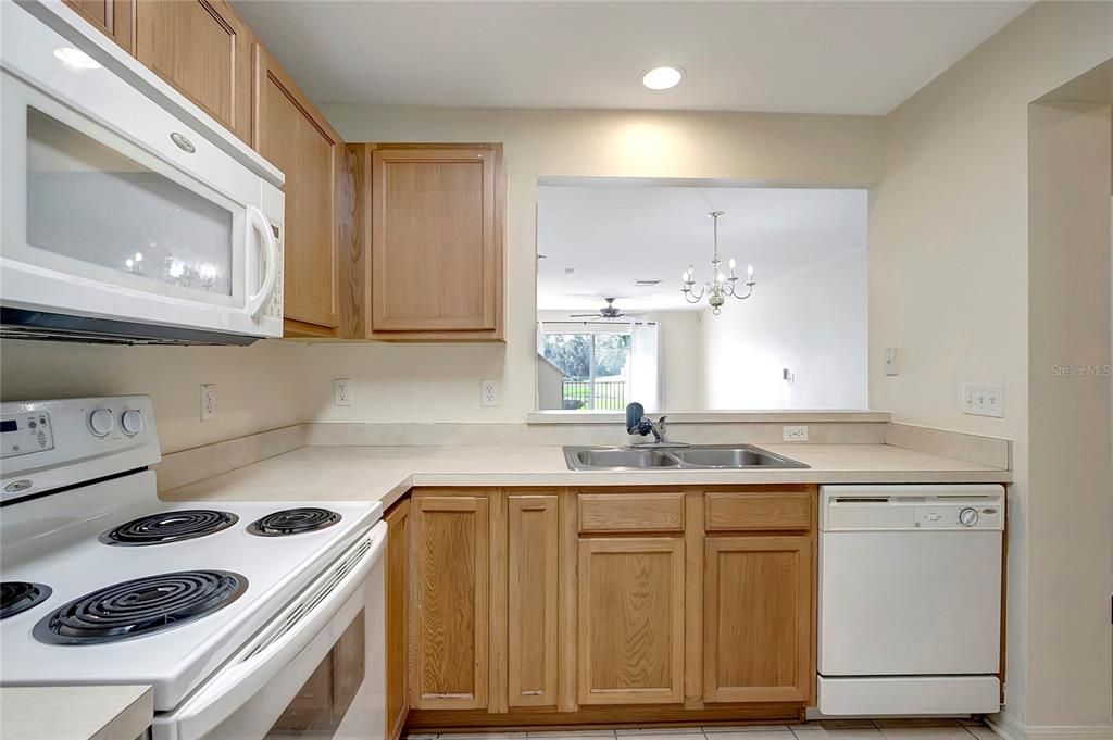 For Rent: $1,899 (2 beds, 2 baths, 1080 Square Feet)