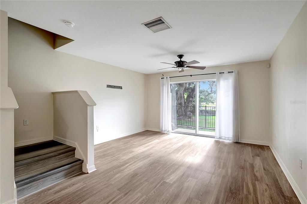 For Rent: $1,899 (2 beds, 2 baths, 1080 Square Feet)