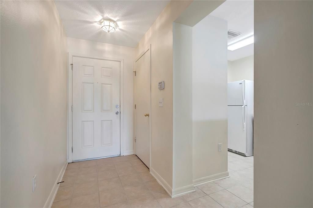 For Rent: $1,899 (2 beds, 2 baths, 1080 Square Feet)