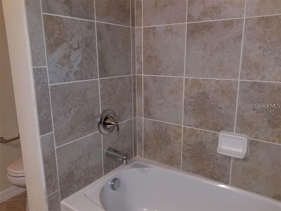 В аренду: $2,150 (3 спален, 2 ванн, 1879 Квадратных фут)