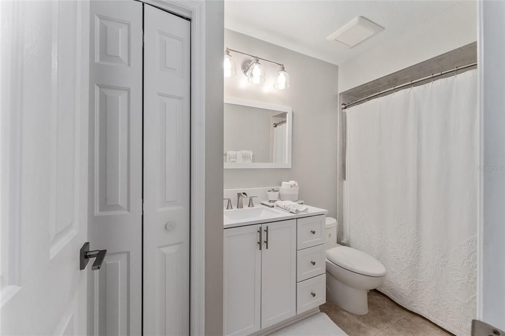 For Sale: $505,000 (4 beds, 2 baths, 2126 Square Feet)