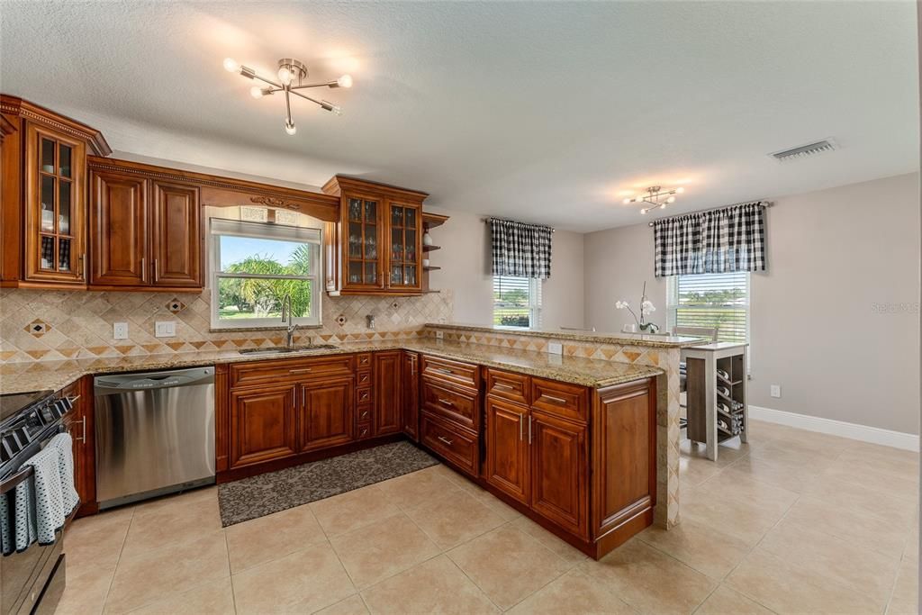 For Sale: $505,000 (4 beds, 2 baths, 2126 Square Feet)