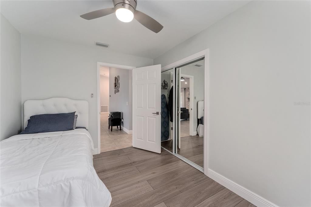 For Sale: $505,000 (4 beds, 2 baths, 2126 Square Feet)