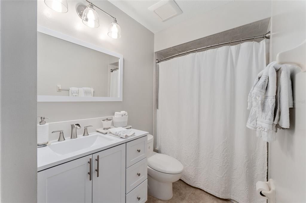 For Sale: $505,000 (4 beds, 2 baths, 2126 Square Feet)