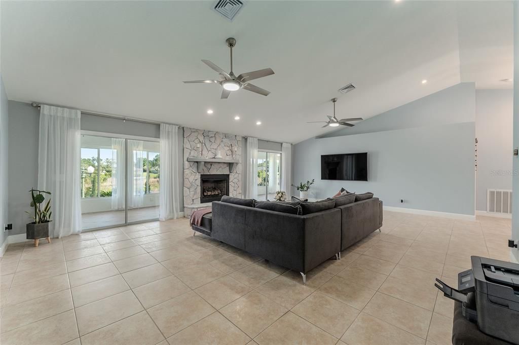 For Sale: $505,000 (4 beds, 2 baths, 2126 Square Feet)