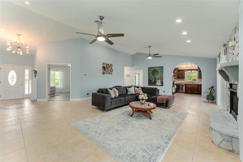 For Sale: $505,000 (4 beds, 2 baths, 2126 Square Feet)