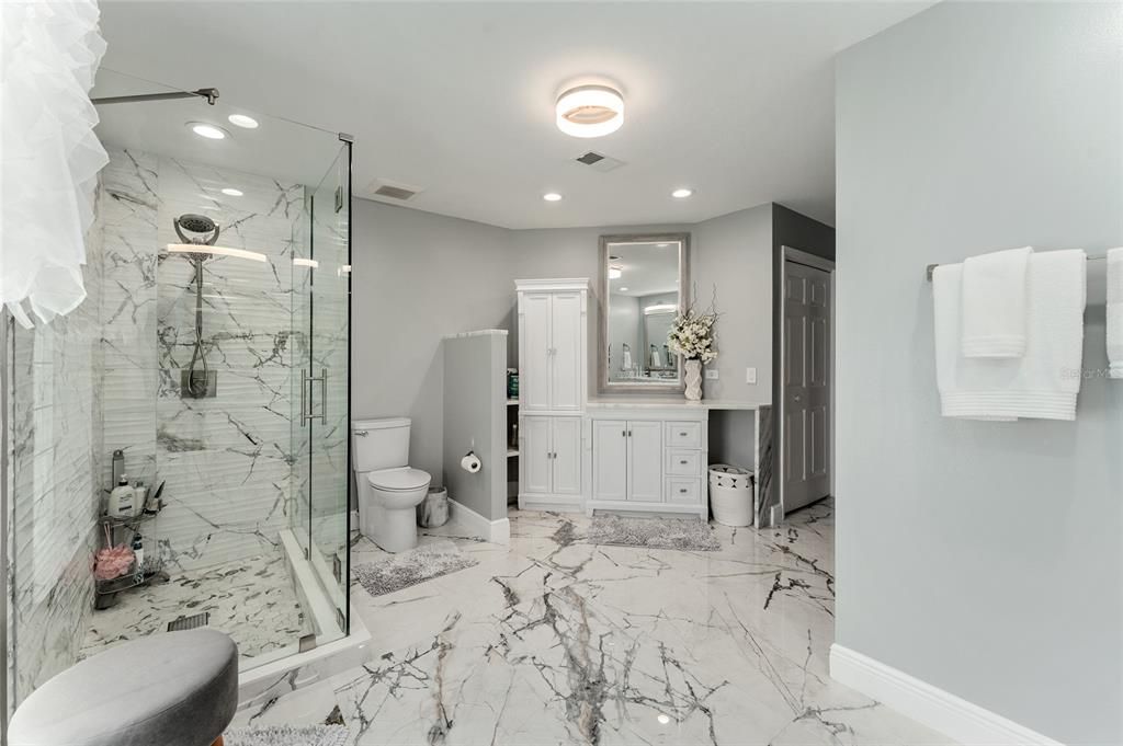 For Sale: $505,000 (4 beds, 2 baths, 2126 Square Feet)