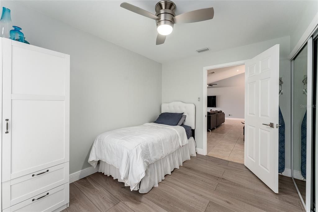 For Sale: $505,000 (4 beds, 2 baths, 2126 Square Feet)