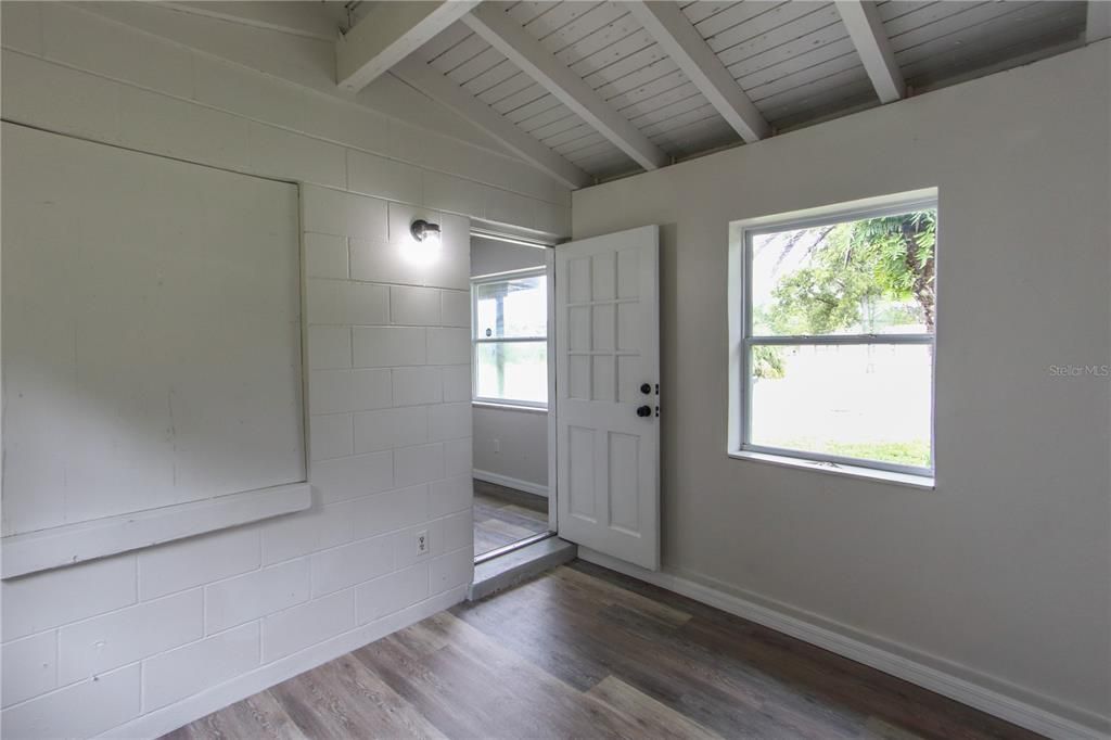 待售: $189,900 (3 贝兹, 2 浴室, 1254 平方英尺)