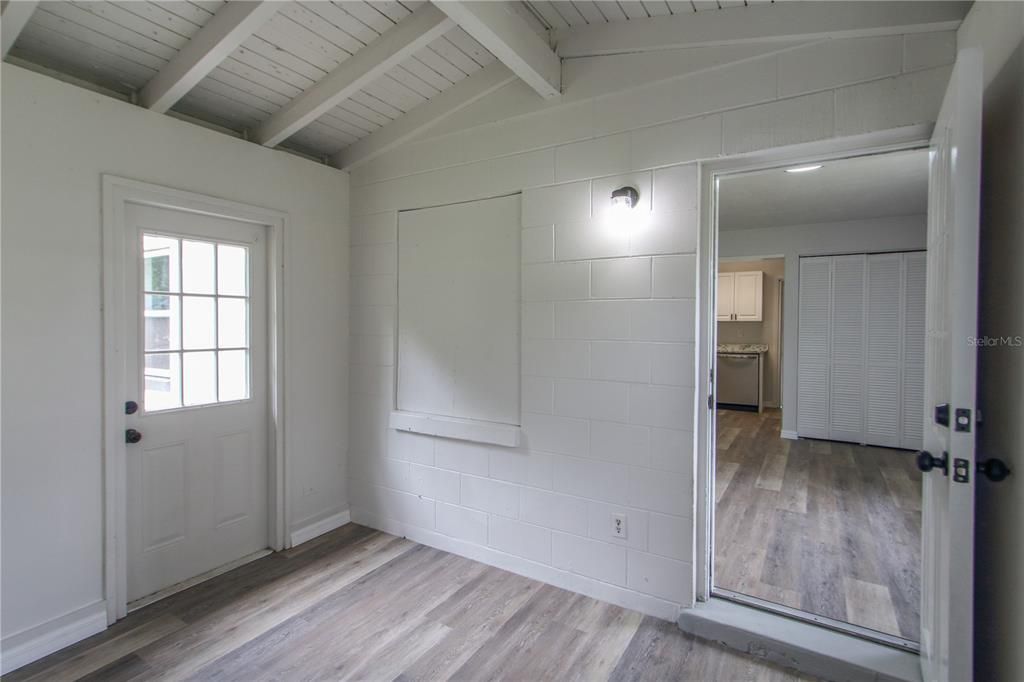 待售: $189,900 (3 贝兹, 2 浴室, 1254 平方英尺)