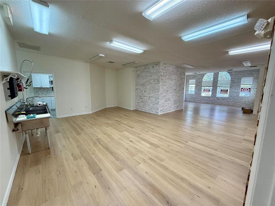 На продажу: $565,000 (0 спален, 0 ванн, 1875 Квадратных фут)