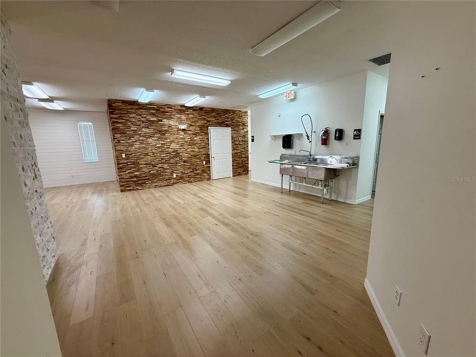 На продажу: $565,000 (0 спален, 0 ванн, 1875 Квадратных фут)