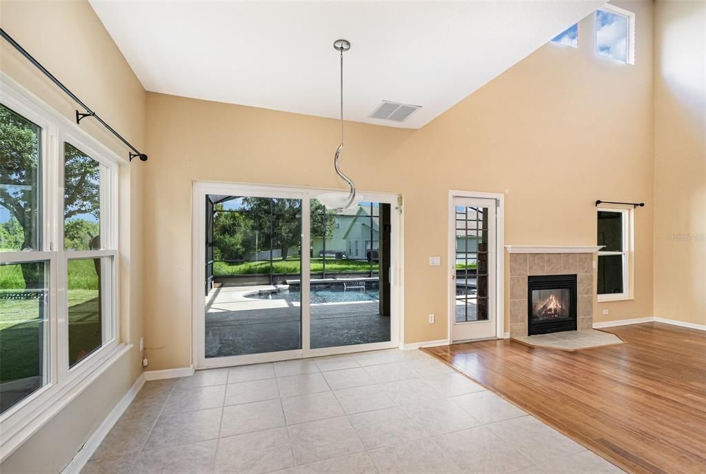 Active With Contract: $588,500 (4 beds, 3 baths, 2658 Square Feet)