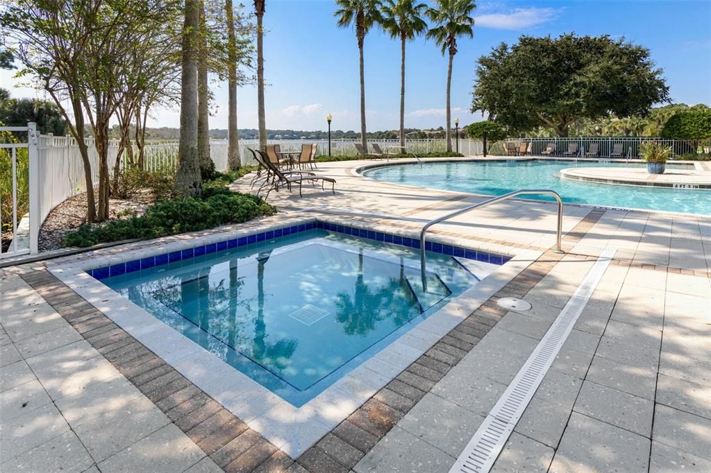 На продажу: $114,900 (0.24 acres)