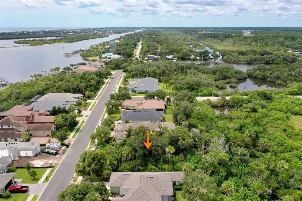 На продажу: $114,900 (0.24 acres)