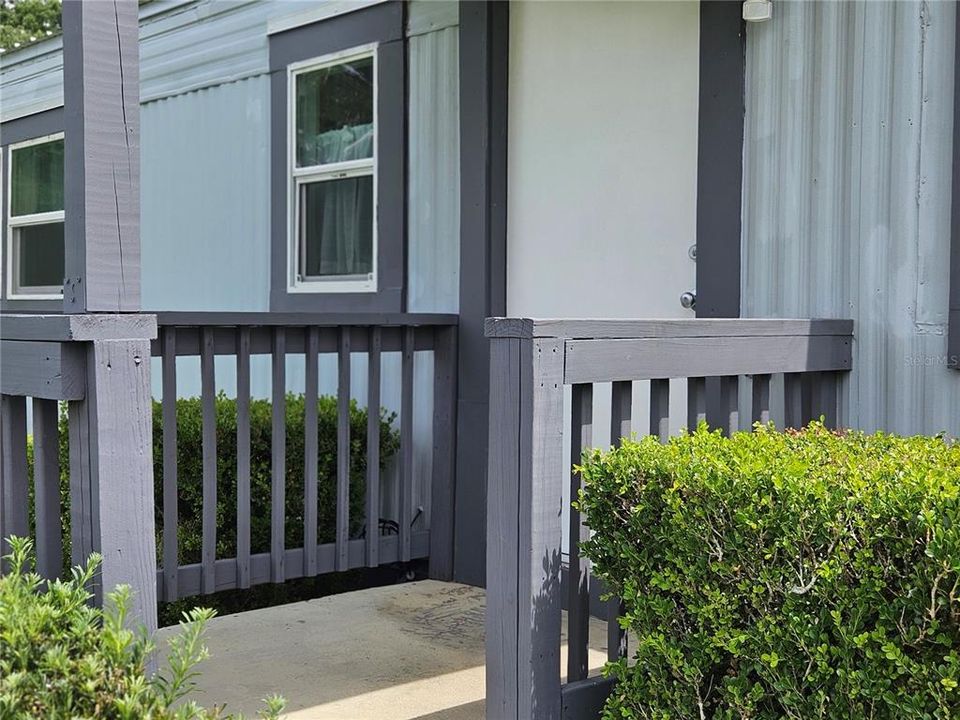 For Sale: $120,000 (2 beds, 2 baths, 828 Square Feet)