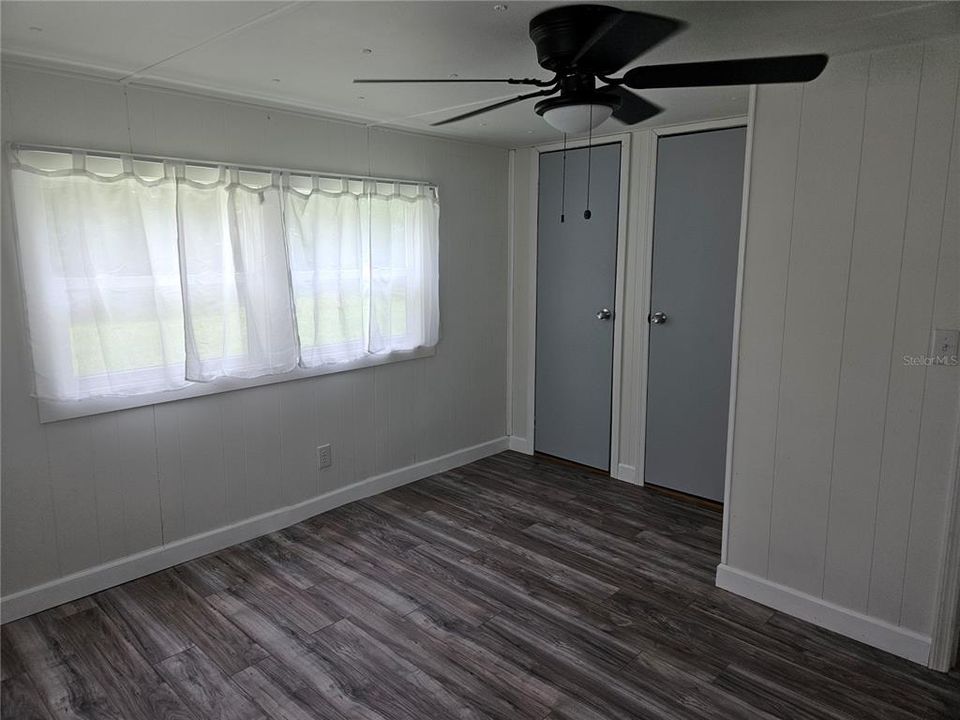 For Sale: $120,000 (2 beds, 2 baths, 828 Square Feet)