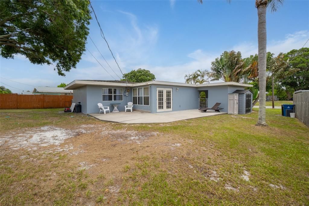 待售: $259,900 (2 贝兹, 2 浴室, 1098 平方英尺)