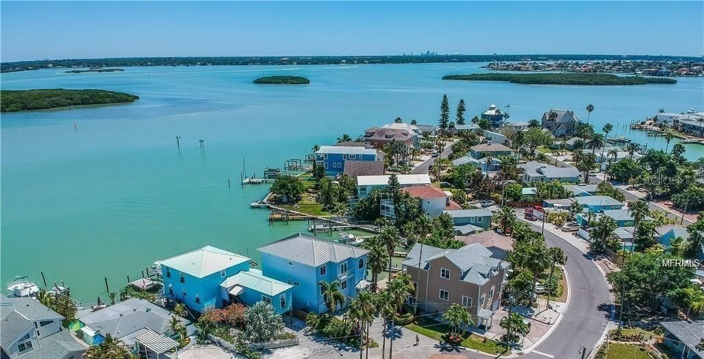 For Sale: $374,900 (0.12 acres)