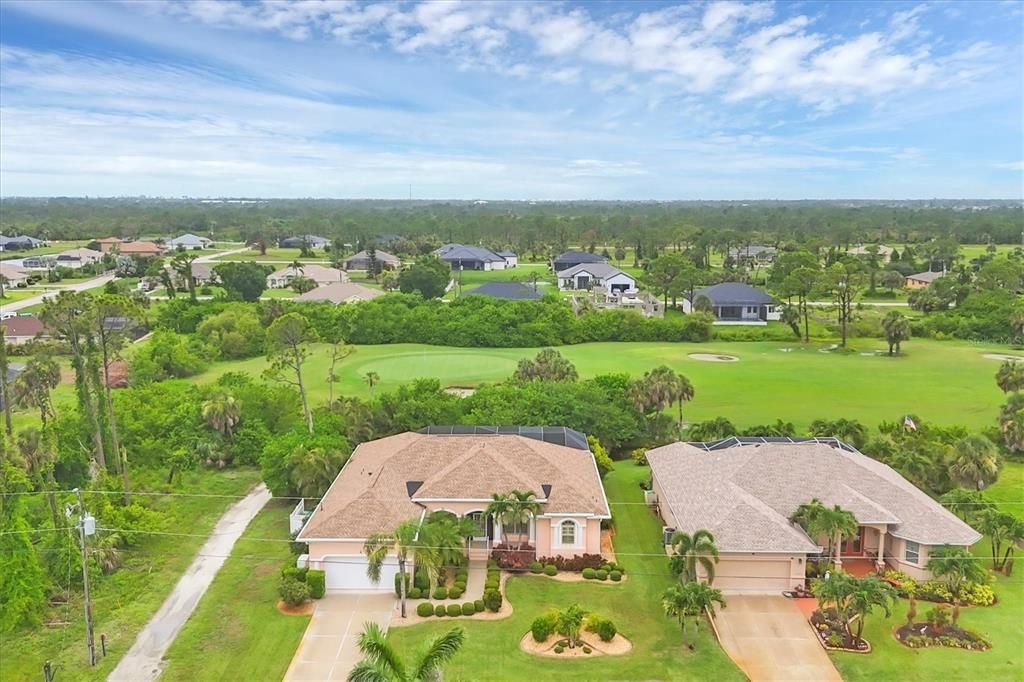 Activo con contrato: $425,000 (4 camas, 4 baños, 2585 Pies cuadrados)