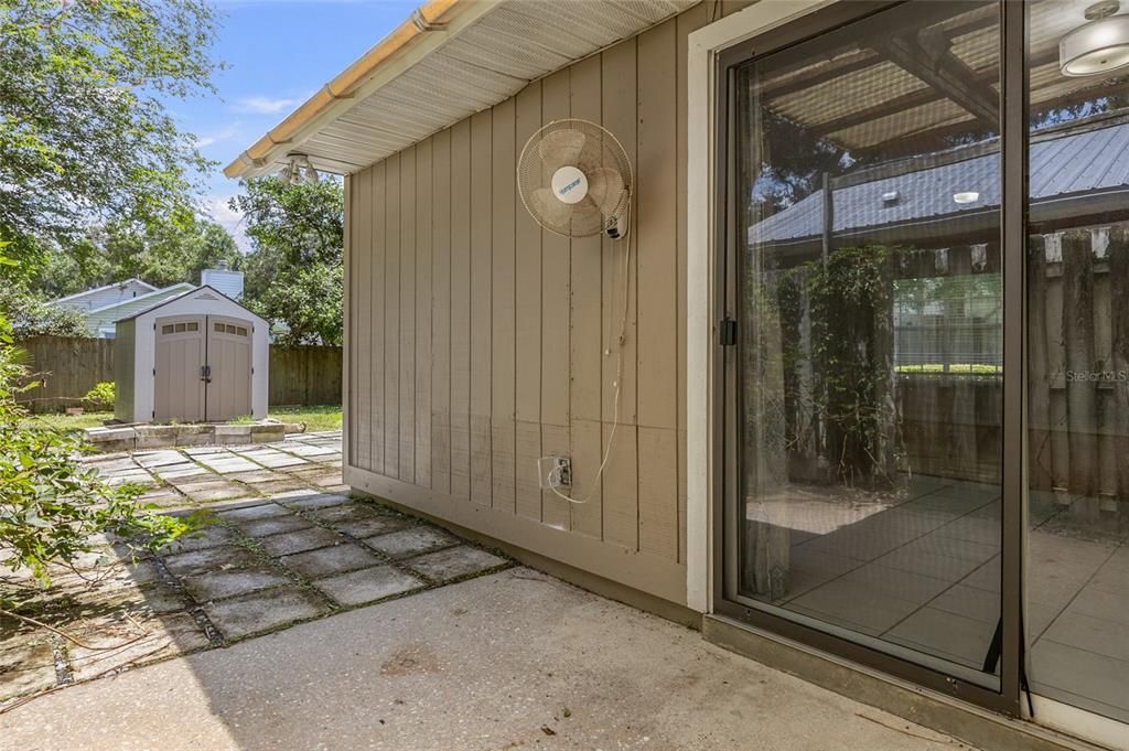 待售: $244,900 (2 贝兹, 2 浴室, 1014 平方英尺)