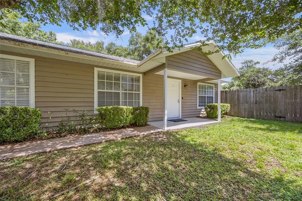 待售: $244,900 (2 贝兹, 2 浴室, 1014 平方英尺)