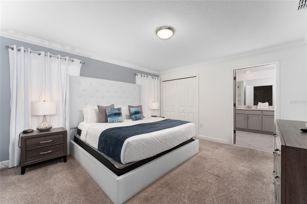 For Sale: $500,000 (4 beds, 3 baths, 1914 Square Feet)
