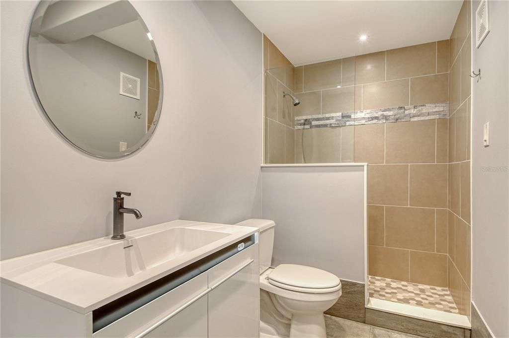 For Sale: $1,699,999 (2 beds, 3 baths, 3171 Square Feet)