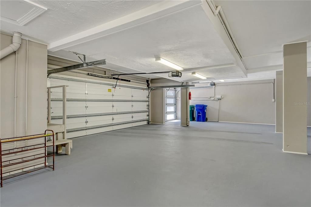 For Sale: $1,699,999 (2 beds, 3 baths, 3171 Square Feet)