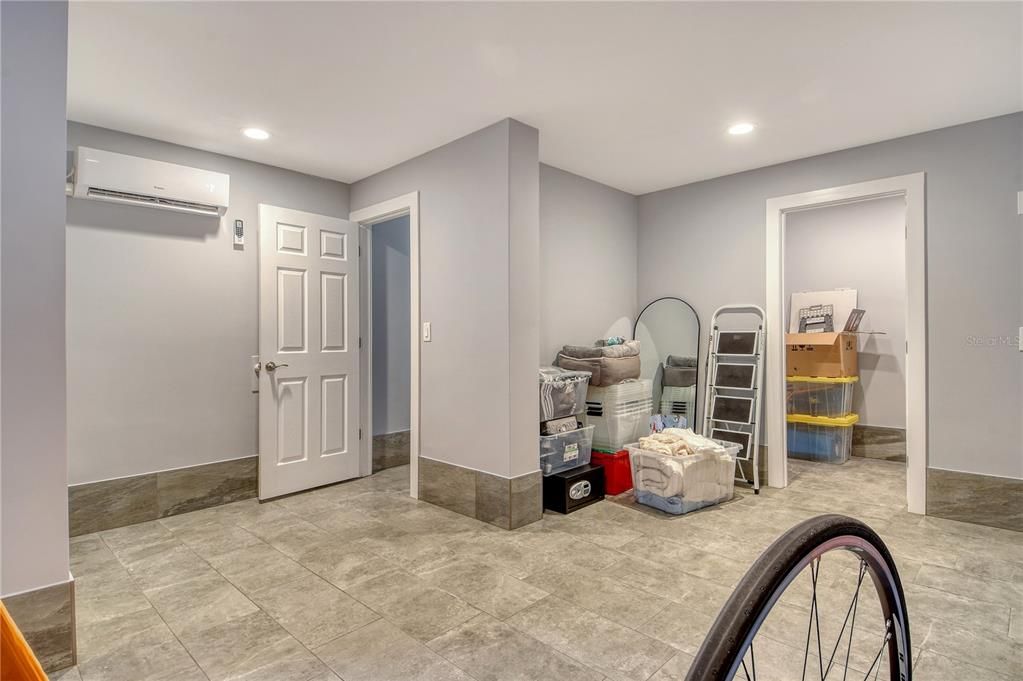 For Sale: $1,699,999 (2 beds, 3 baths, 3171 Square Feet)