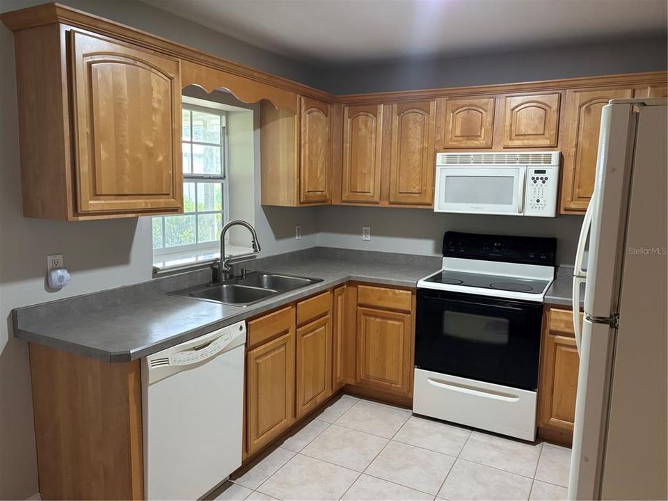 For Sale: $610,000 (4 beds, 2 baths, 2380 Square Feet)