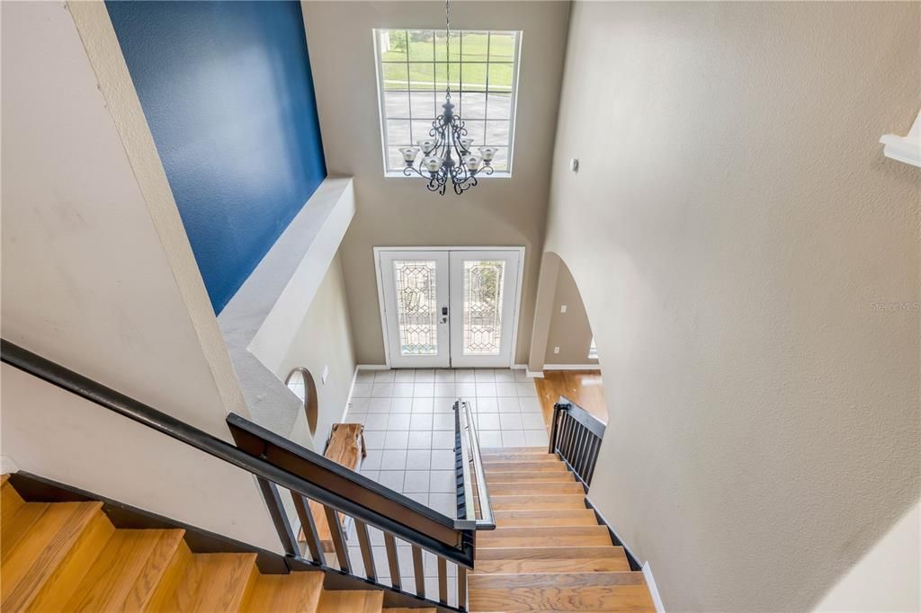 Под контрактом: $599,000 (4 спален, 2 ванн, 2270 Квадратных фут)