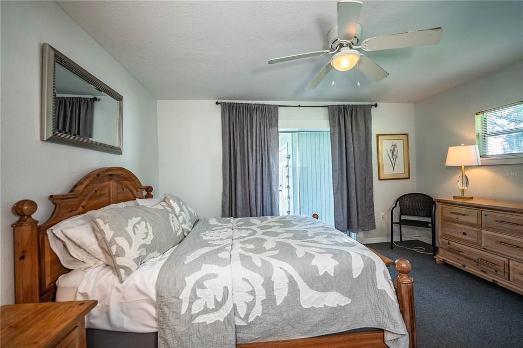 For Rent: $2,400 (3 beds, 2 baths, 1378 Square Feet)