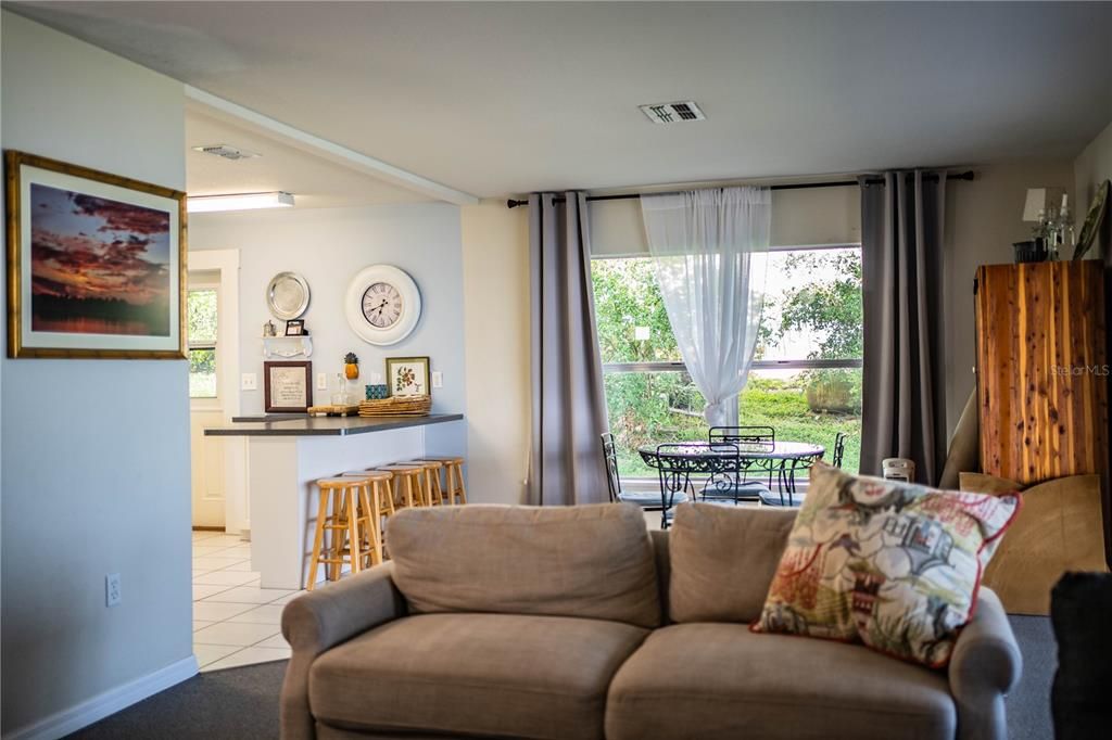 For Rent: $2,400 (3 beds, 2 baths, 1378 Square Feet)