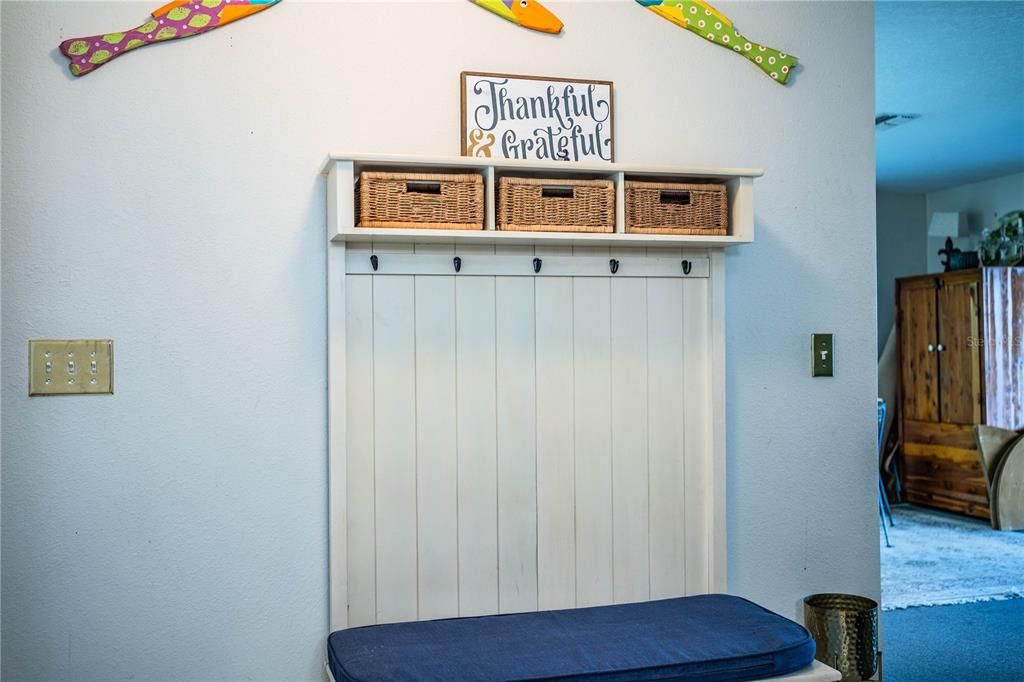 For Rent: $2,400 (3 beds, 2 baths, 1378 Square Feet)