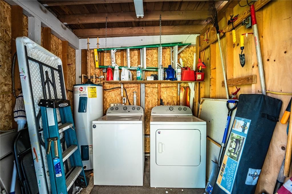 For Rent: $2,400 (3 beds, 2 baths, 1378 Square Feet)