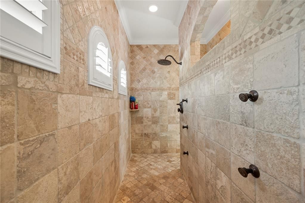 For Sale: $1,175,000 (4 beds, 4 baths, 3635 Square Feet)