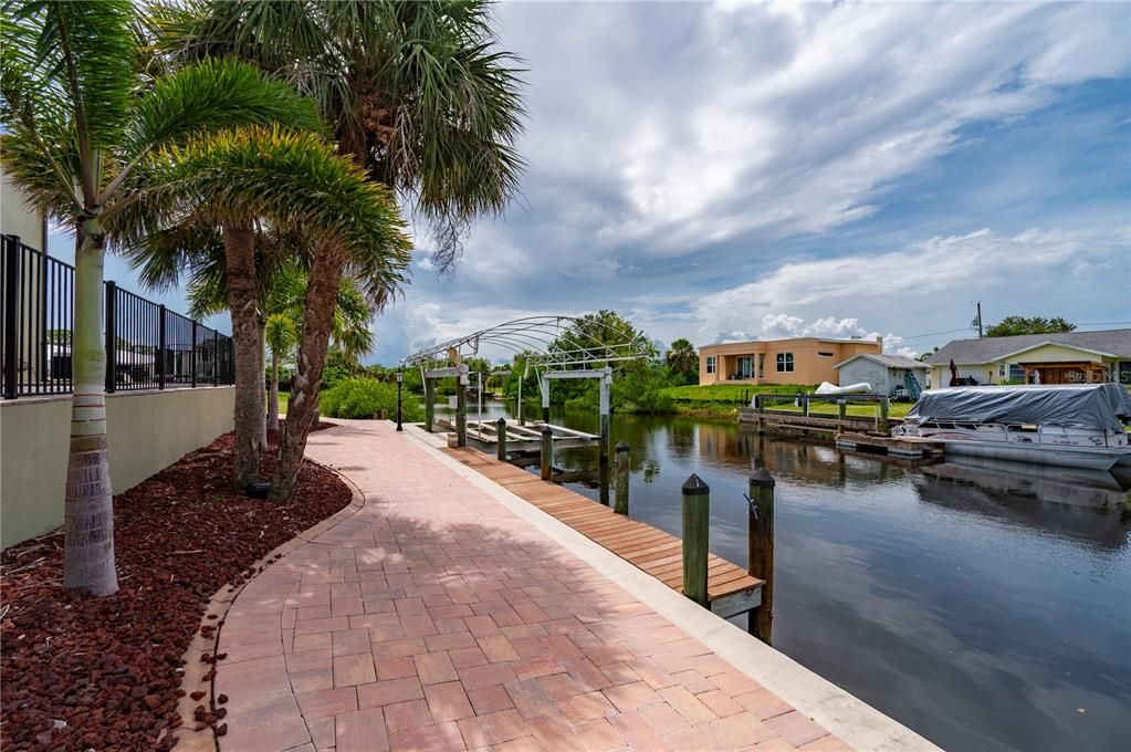 For Sale: $1,175,000 (4 beds, 4 baths, 3635 Square Feet)