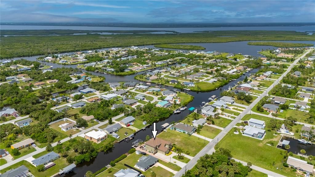 For Sale: $1,175,000 (4 beds, 4 baths, 3635 Square Feet)