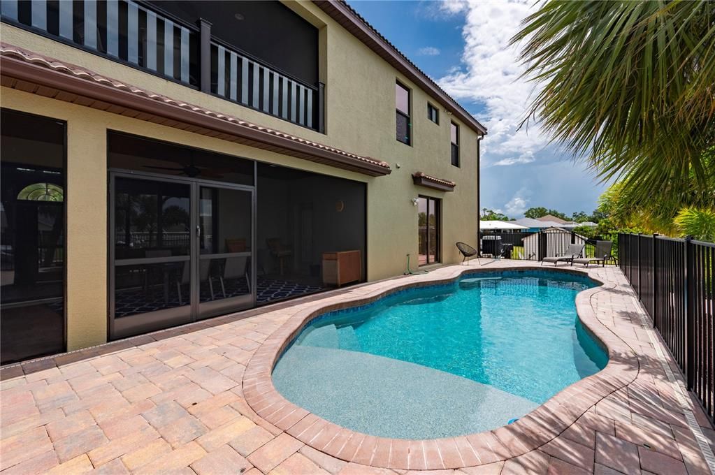 For Sale: $1,175,000 (4 beds, 4 baths, 3635 Square Feet)