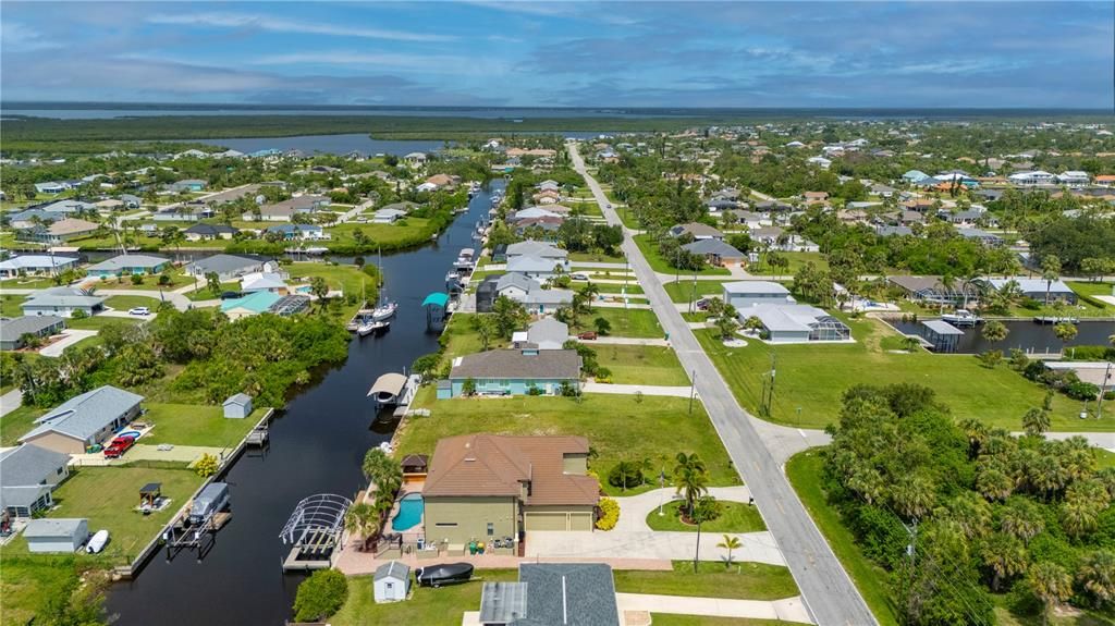 For Sale: $1,175,000 (4 beds, 4 baths, 3635 Square Feet)