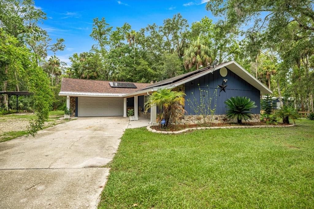 For Sale: $450,000 (3 beds, 2 baths, 1436 Square Feet)